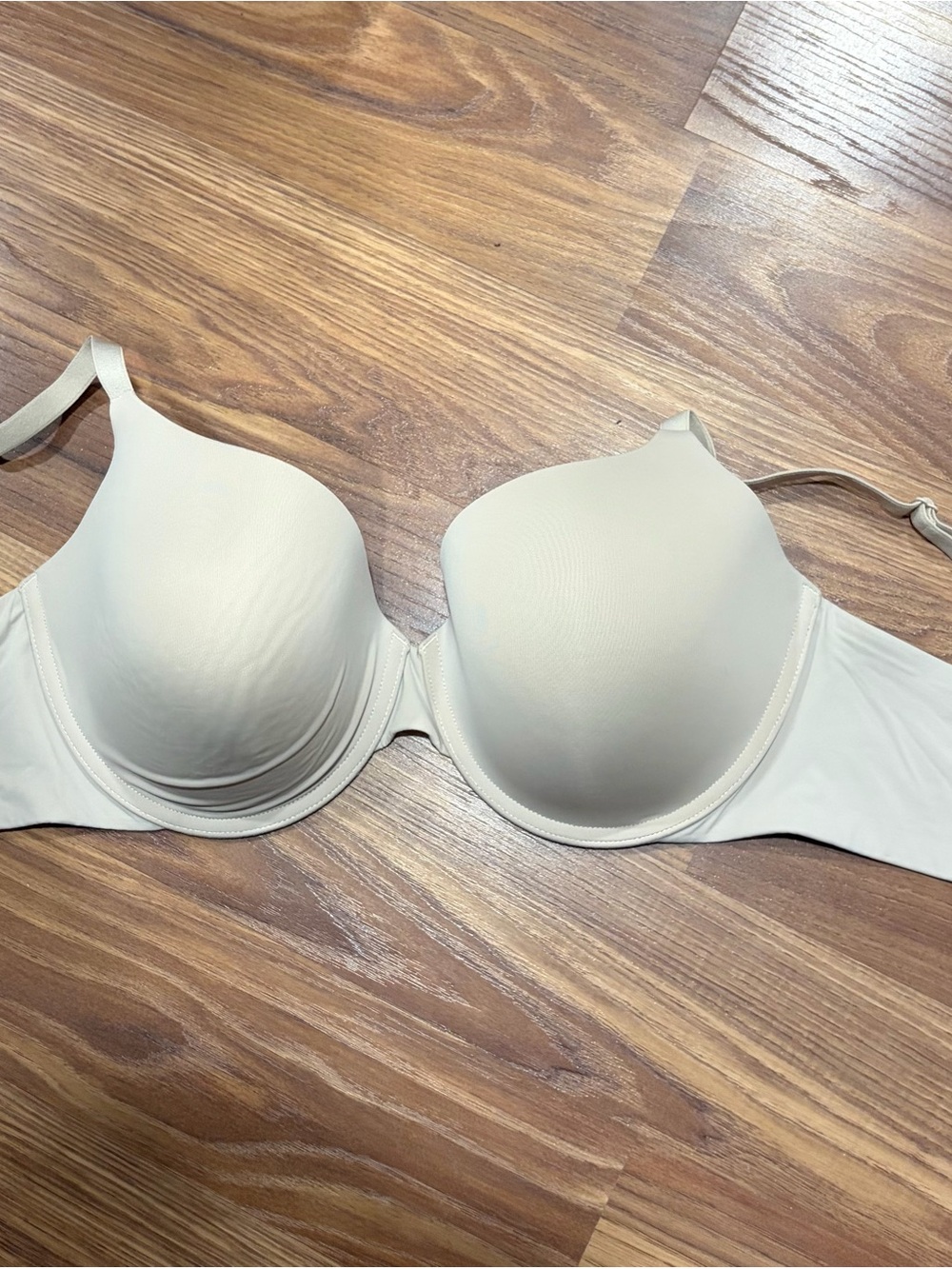 Victoria’s Secret Smooth Lightly Lined T-Shirt Bra